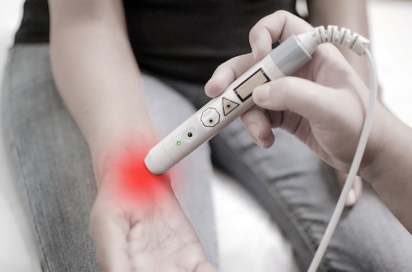 Quels sont les meilleurs exercices de rééducation pour récupérer après une fracture du poignet ?